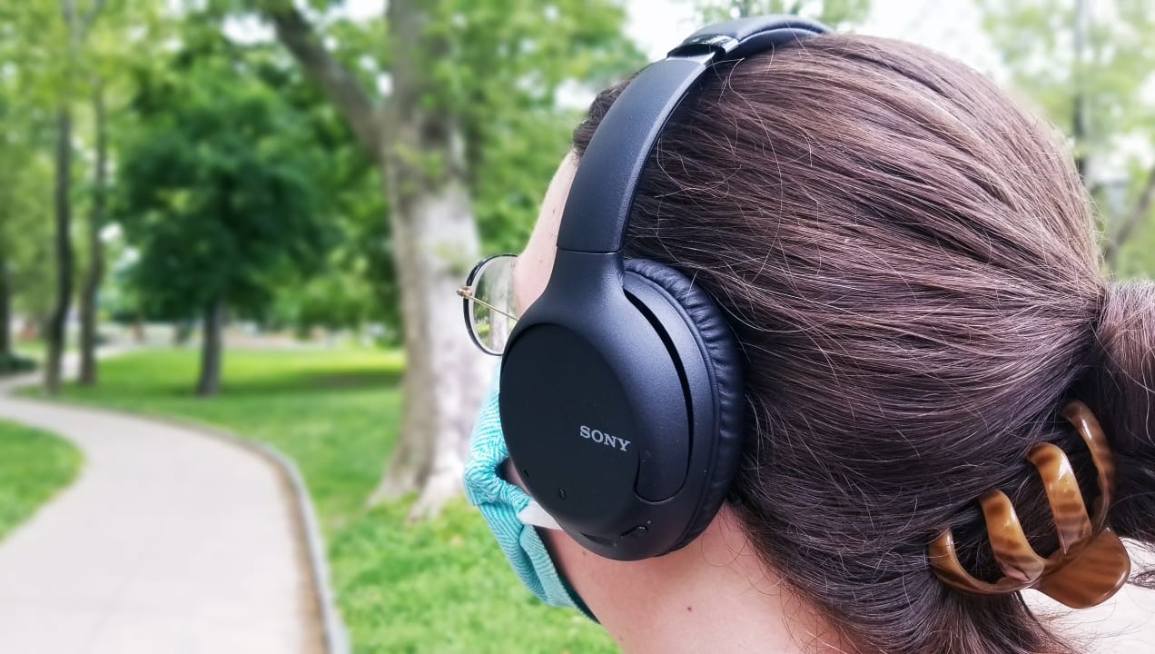 sony ch710 headphones